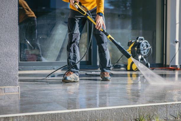 Fence Pressure Washing in Van Vleck, TX